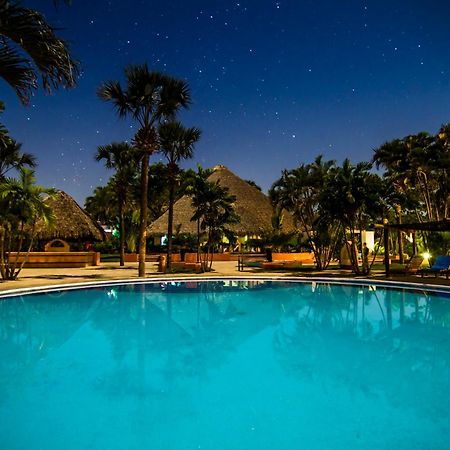 Hotel Soleil Pacifico Чуламар Экстерьер фото