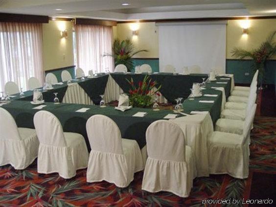 Hotel Soleil Pacifico Чуламар Удобства фото